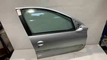 Porte avant droit