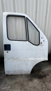 Porte avant droit