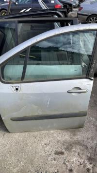 Porte avant gauche
