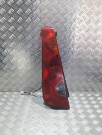 Fanale posteriore principale sinistro (luci)