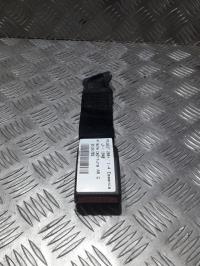 Attache ceinture arriere gauche