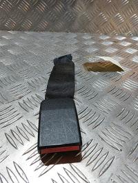 Attache ceinture arriere gauche
