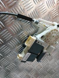 Alzacristalli elettrico anteriore destro