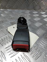 Attache ceinture arriere gauche