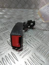 Attache ceinture arriere droit