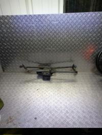 Moteur essuie glace avant