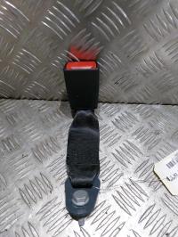 Attache ceinture arriere droit