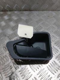 Poignee interieur porte laterale gauche