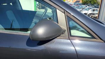 Retrovisor derecho