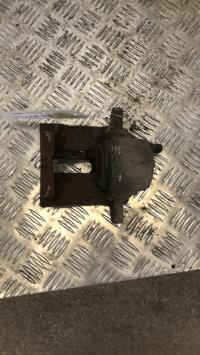 Etrier avant gauche (freinage)
