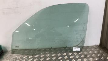 Vitre avant gauche