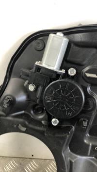Leve vitre electrique avant droit