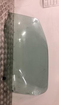 Vitre avant gauche