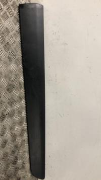 Baguette de porte avant droite