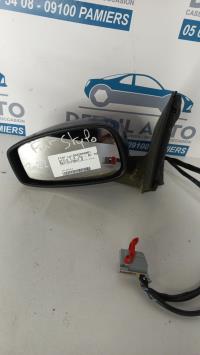 Retrovisor izquierdo