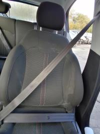 Ceinture avant gauche