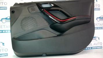 Panel de puerta delantera derecha
