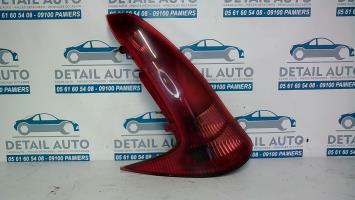 Fanale posteriore principale sinistro (luci)