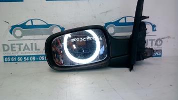 Specchietto retrovisore sinistro
