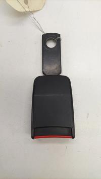 Attache ceinture avant gauche