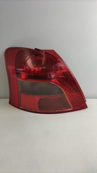 Fanale posteriore principale sinistro (luci)