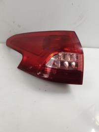 Fanale posteriore principale sinistro (luci)