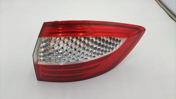 Fanale posteriore principale destro (luci)