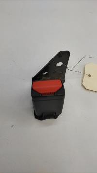 Attache ceinture arriere gauche