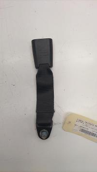 Attache ceinture arriere centrale
