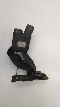 Attache ceinture arriere gauche
