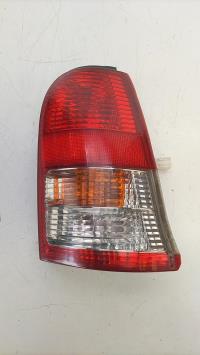 Fanale posteriore principale sinistro (luci)