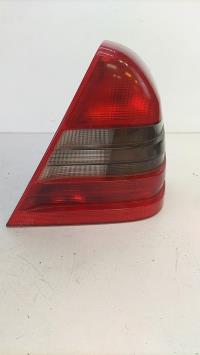 Fanale posteriore principale destro (luci)