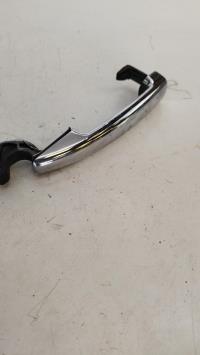 Poignee porte avant gauche