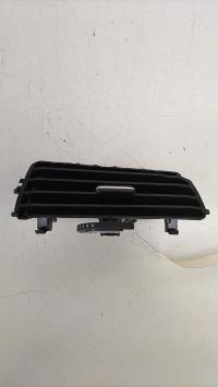 Aerateur tableau de bord avant droit