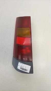 Fanale posteriore principale sinistro (luci)