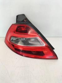 Fanale posteriore principale sinistro (luci)