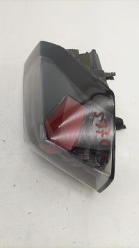 Fanale posteriore principale sinistro (luci)