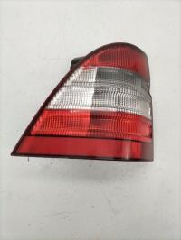 Fanale posteriore principale sinistro (luci)