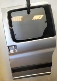 Porte laterale gauche