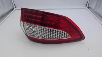 Feu arriere principal gauche (feux)