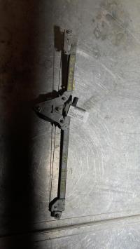 Mecanisme de leve vitre electrique avant droit