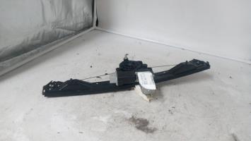 Moteur leve vitre avant droit