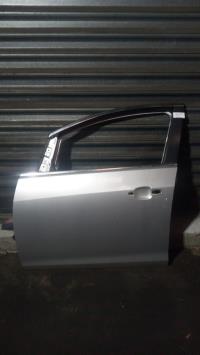 Porte avant gauche