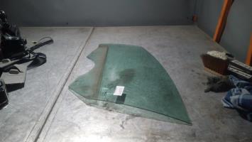 Vitre avant gauche