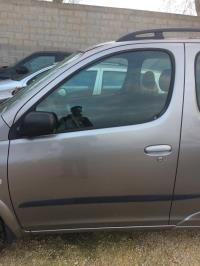 Porte avant gauche