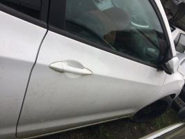 Porte avant droit