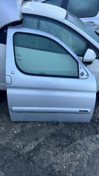 Porte avant droit