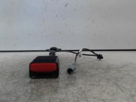 Attache ceinture avant droit
