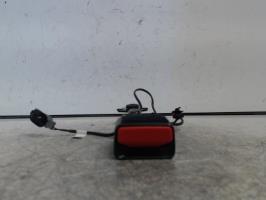 Attache ceinture avant gauche