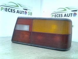 Feu arriere principal droit (feux)